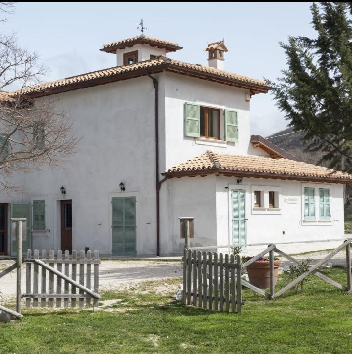 Agriturismo San Martino Foligno Exterior photo